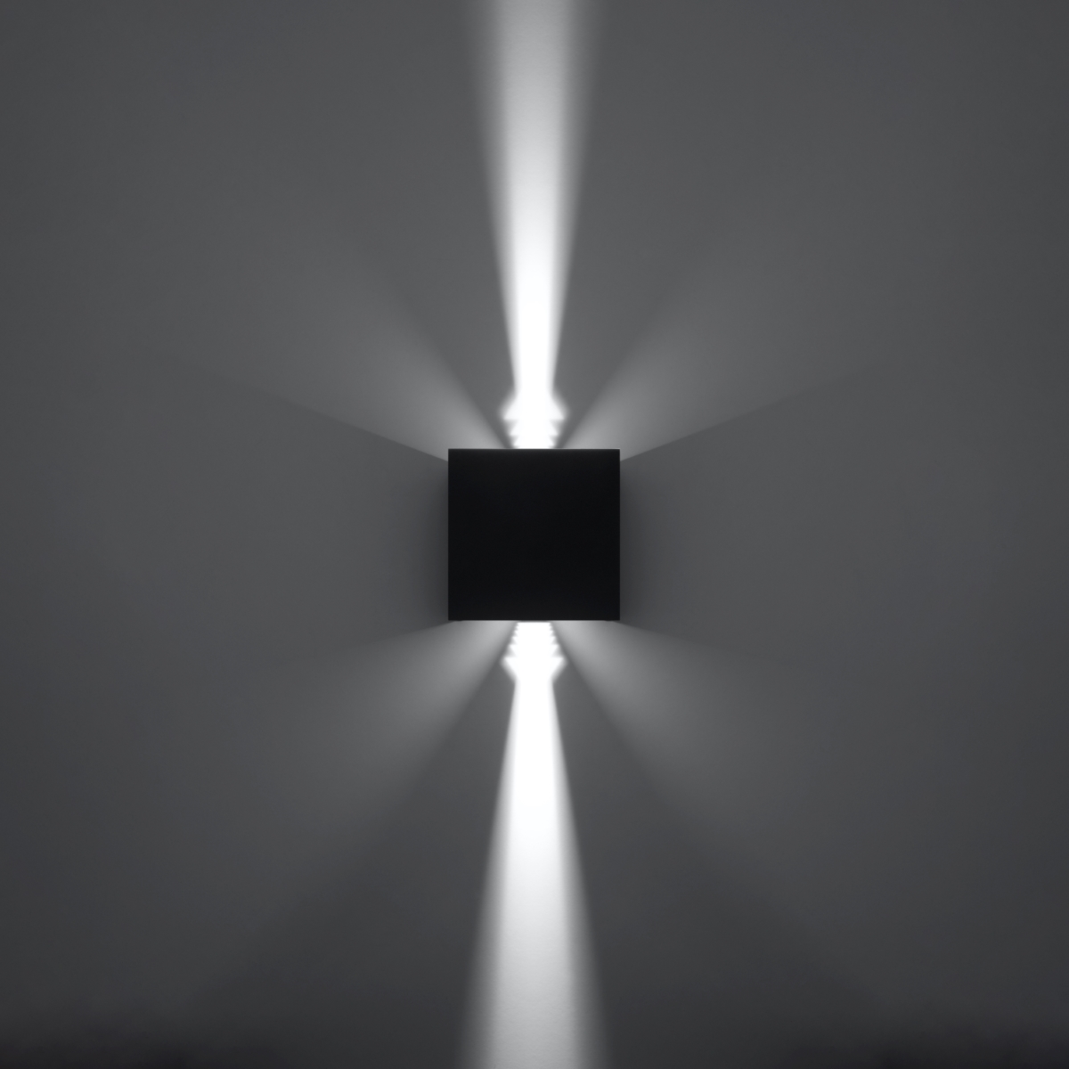 Wandleuchte LUCA schwarz LED IP54