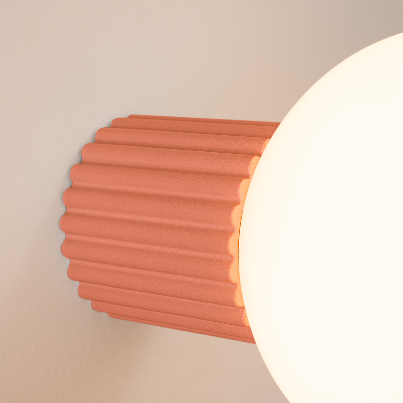 Wandleuchte HALO apricot IP44